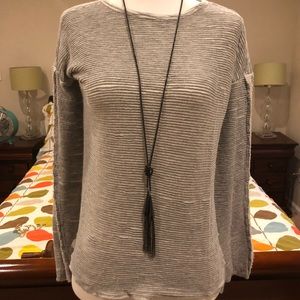 NATION Ribbed High-Low Long Sleeved Top S